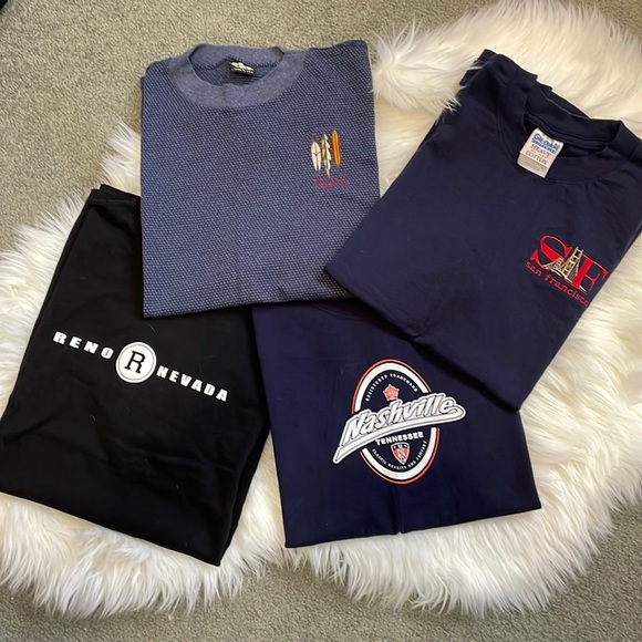 Other - 4 tourist T-shirt bundle